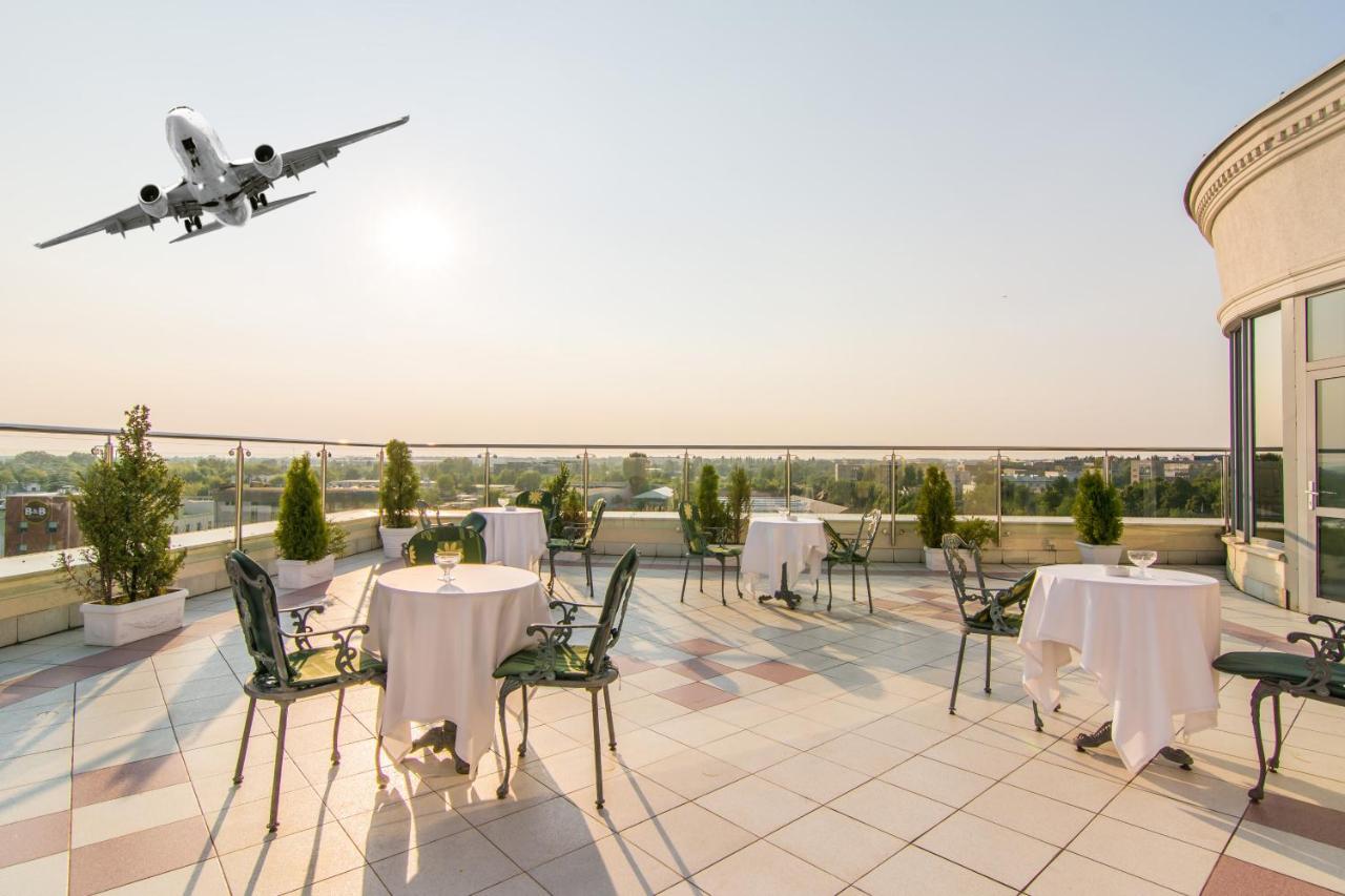 Hotel Lord - Warsaw Airport Exterior photo